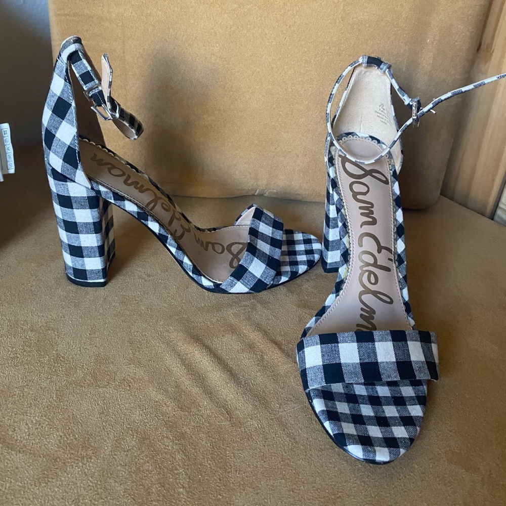 Sam Edelman Gingham sandal 7.5